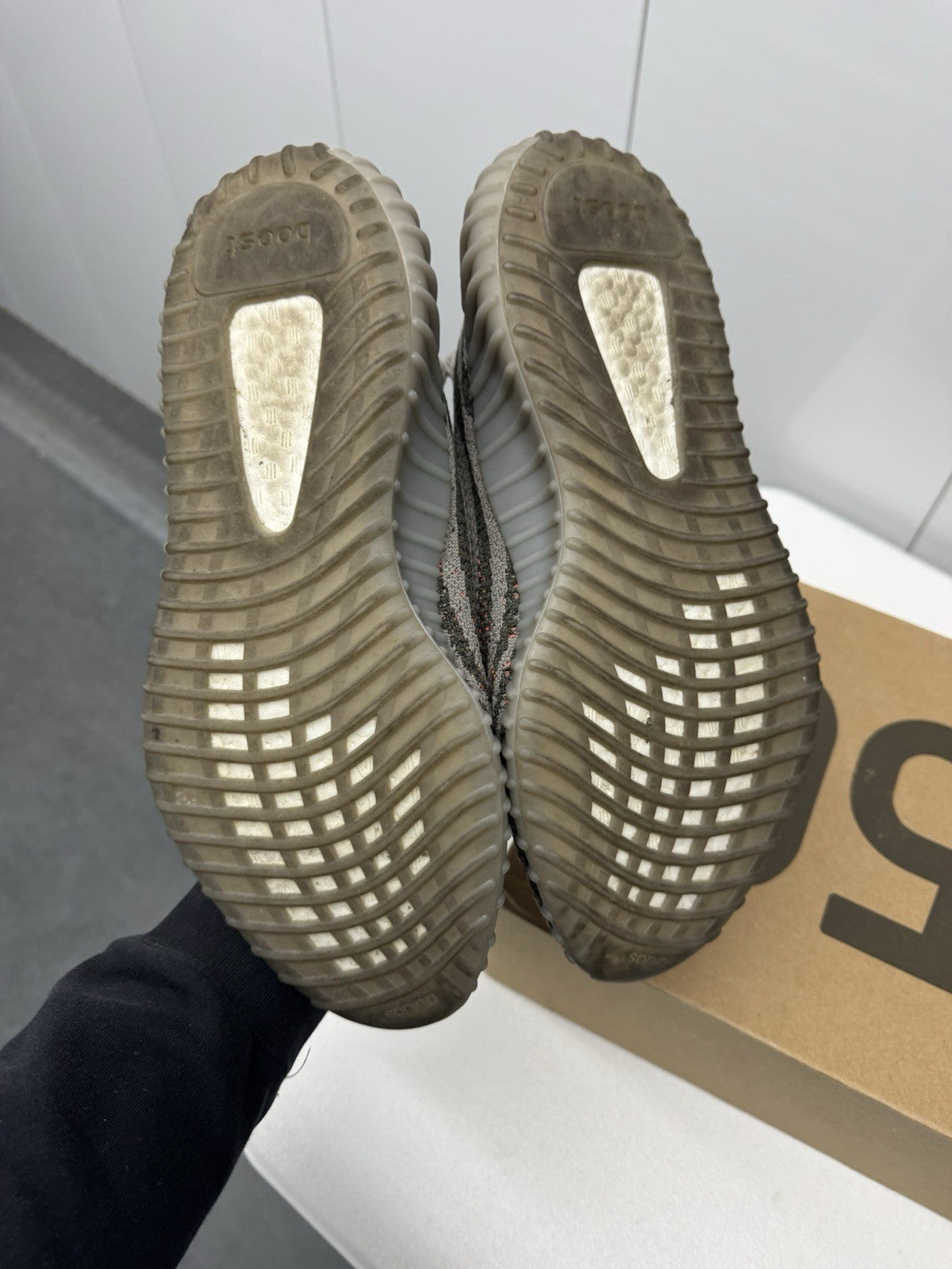 adidas Yeezy Boost 350 V2 Beluga 2.0 Men's Sneakers Gray/Orange, Size 11