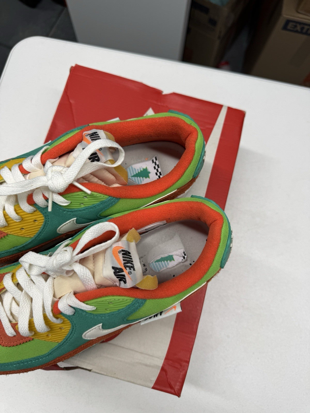 Nike Air Max 90 SE Running Club Roma Green/Sail/Orange SIZE 11