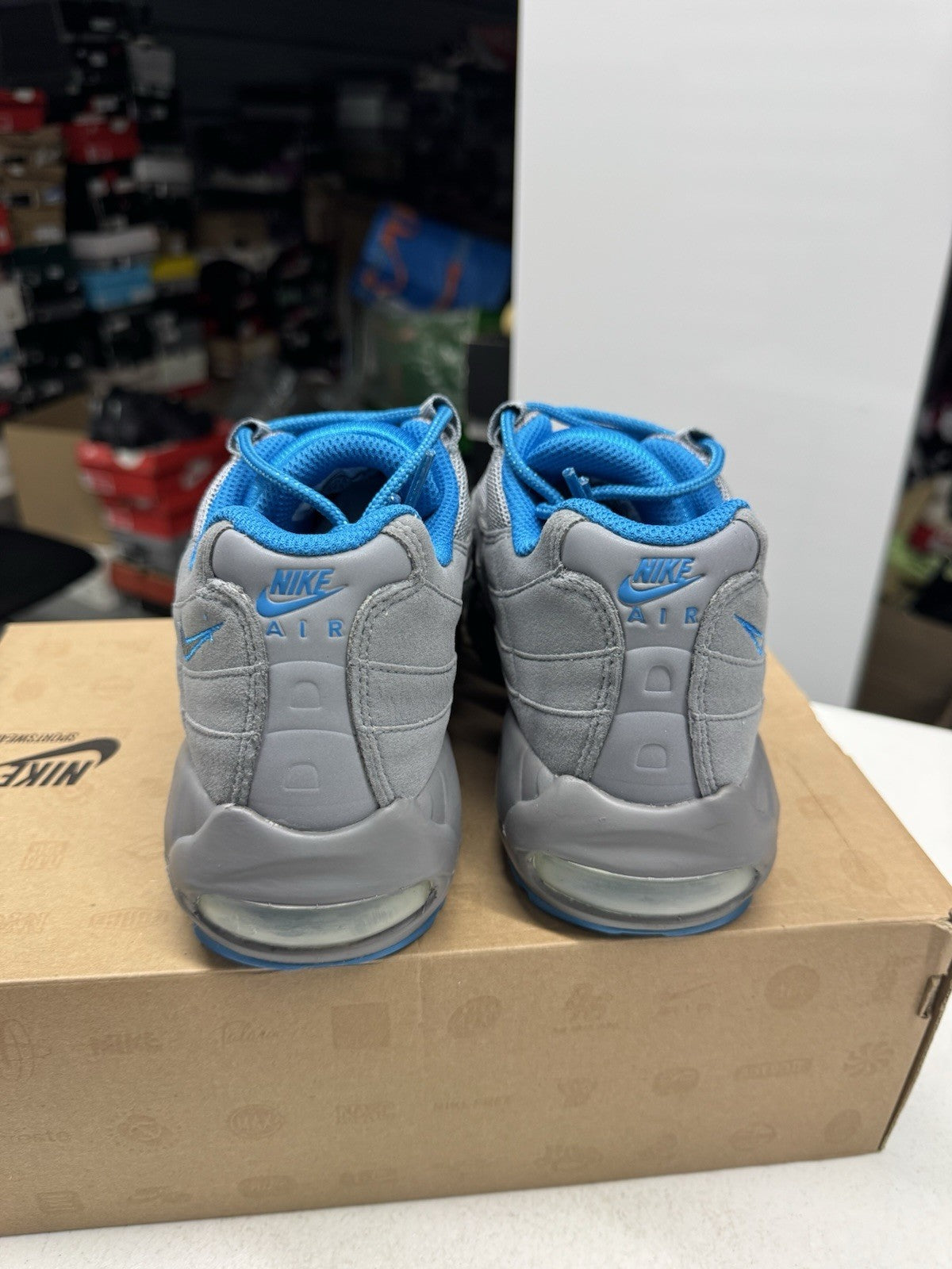 Nike Air Max 95 Men's Low Top Lace Up Sneakers Gray/Blue, 609048-055 SIZE 8