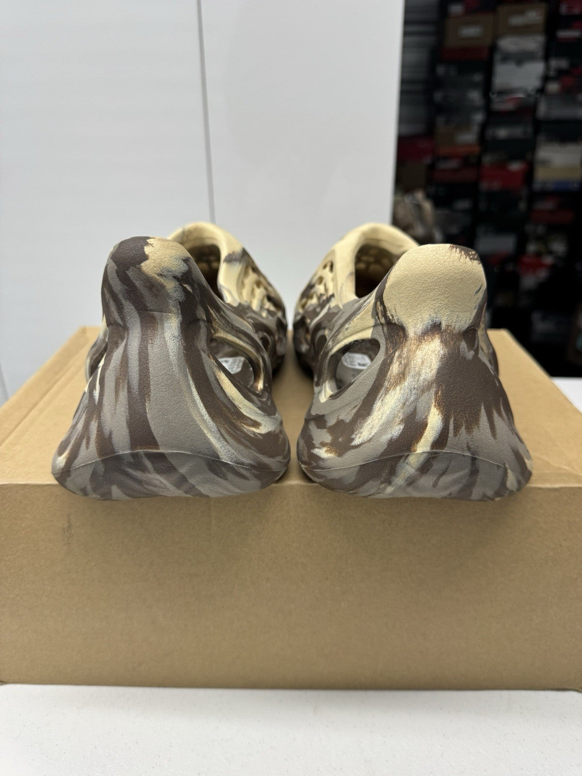 adidas Yeezy Foam RNNR MX Cream Clay Brown Size 10