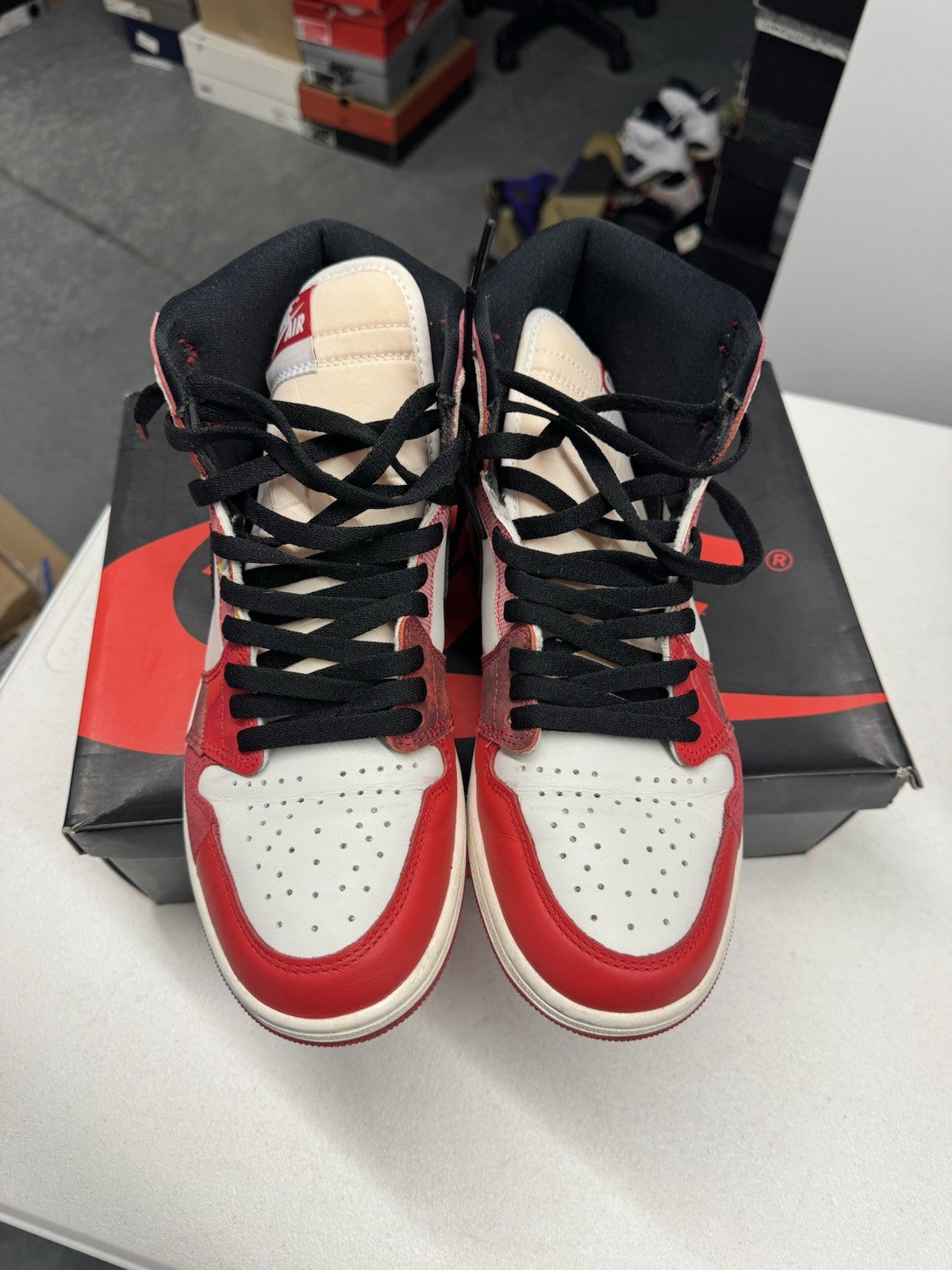 Jordan Air Jordan 1 Retro High OG SPIDERVERSE SIZE 9.5