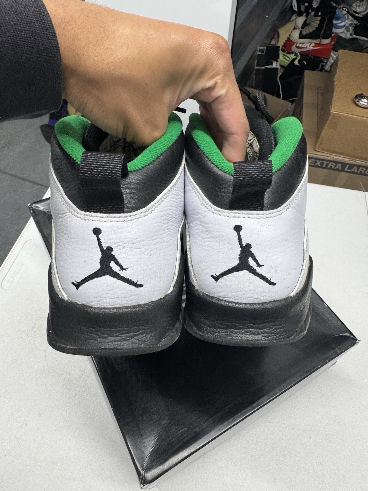 Jordan Air Jordan 10 Retro 2019 Seattle White/Black-Kelly Green SIZE 9.5