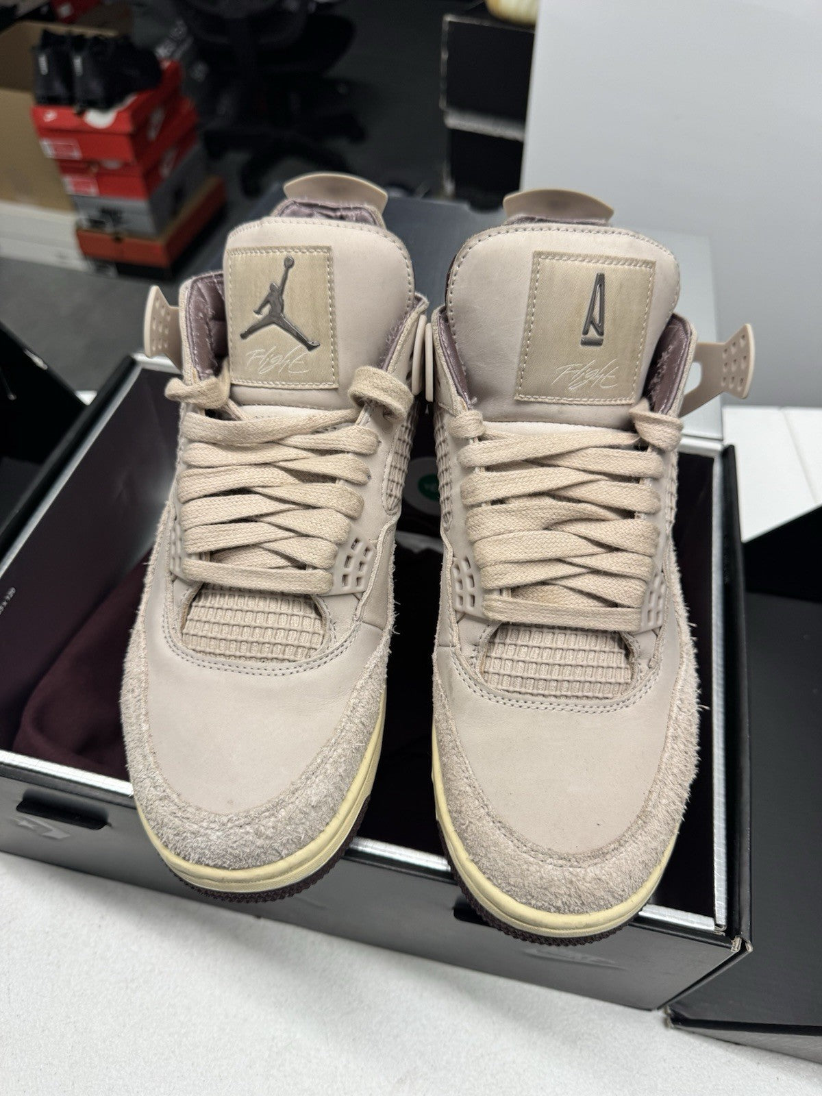 Jordan A Ma Maniére x Air Jordan 4 Retro SP Fossil Stone SIZE 8M