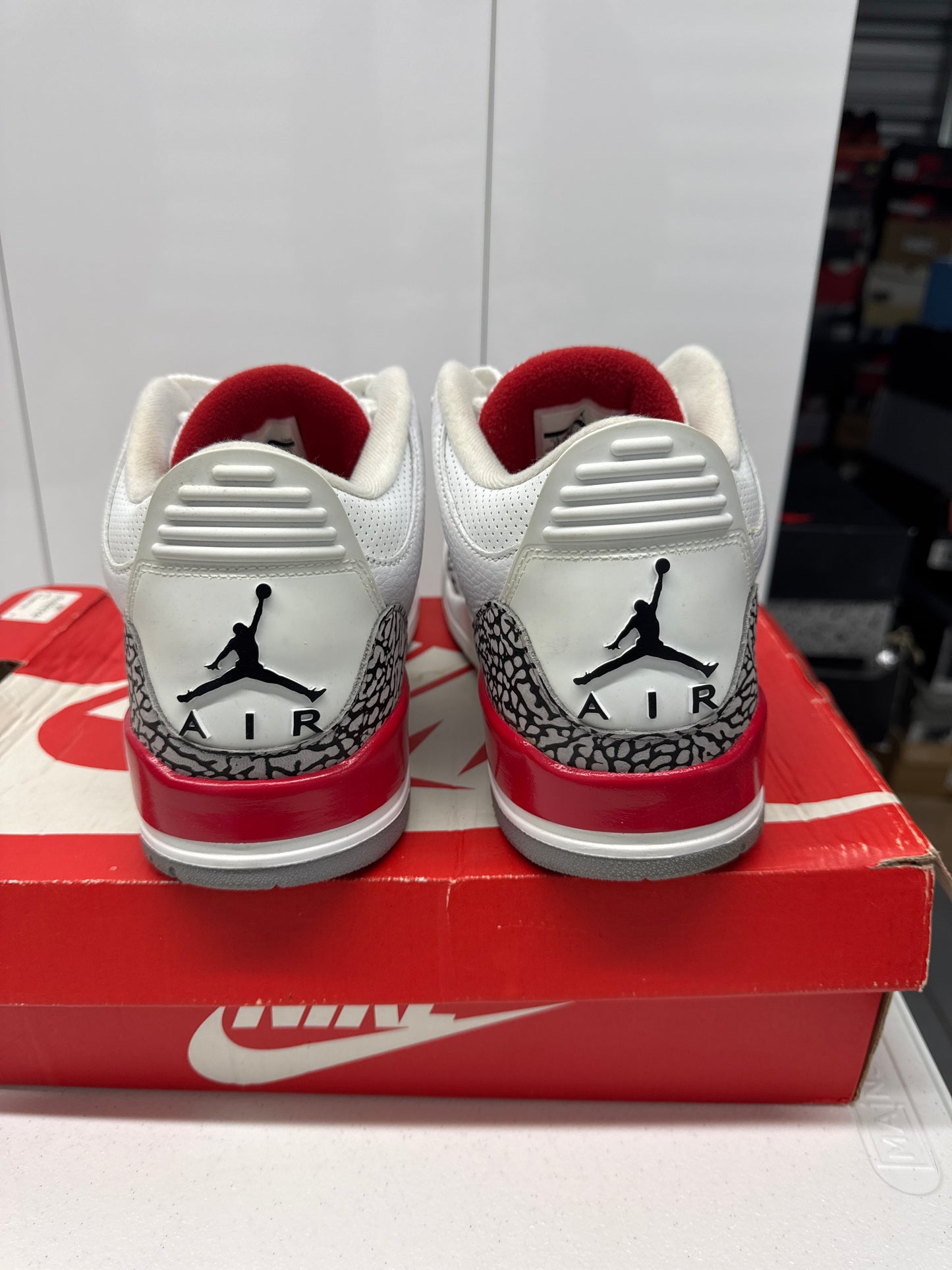 Jordan 3 Hall Of Fame Katrina Size 12
