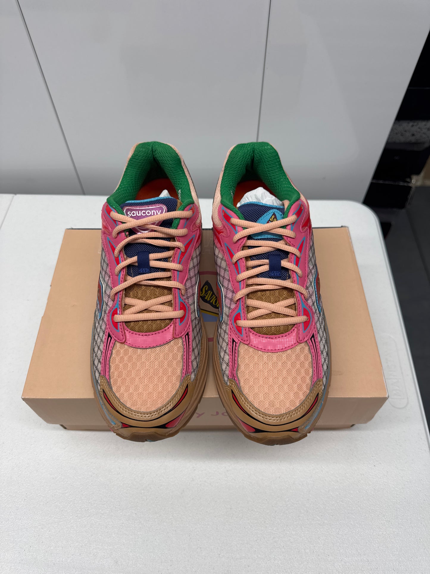 Saucony ProGrid Omni 9 Jae Tips
(9)