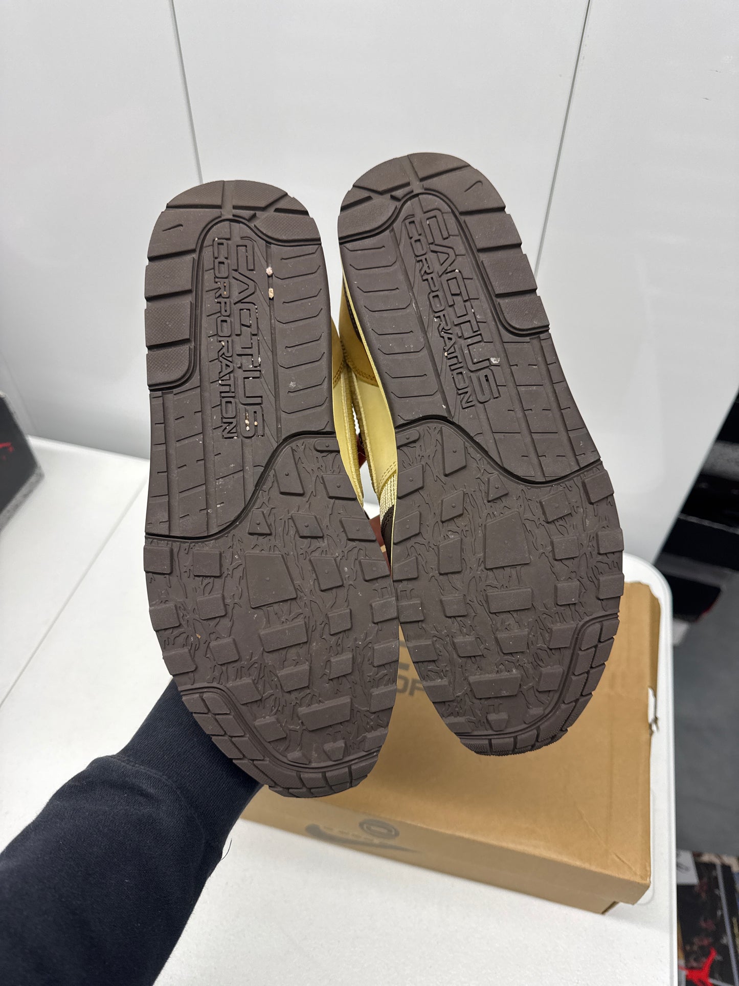 Travis Scott Air Max Boroque Brown Size 11.5
