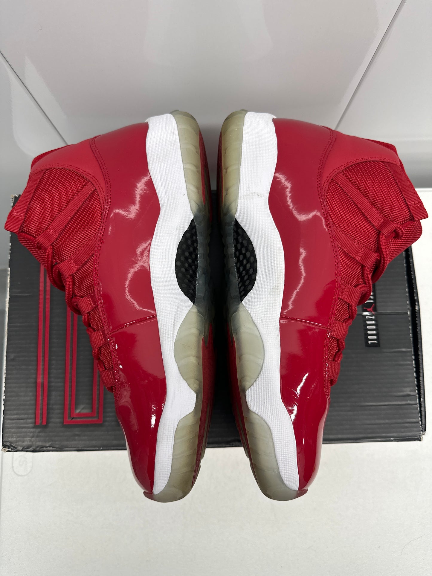 Jordan 11 Win Like 96 Size 11