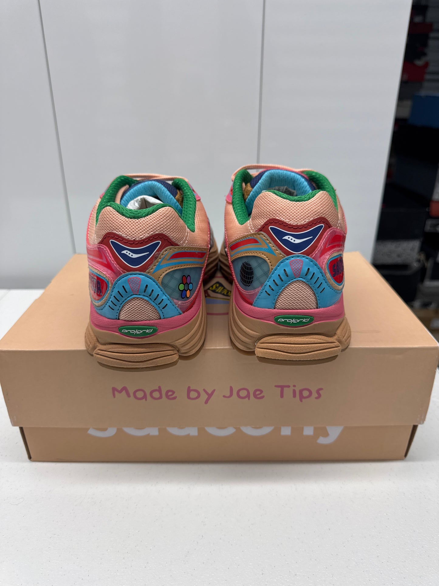 Saucony ProGrid Omni 9 Jae Tips
(9)