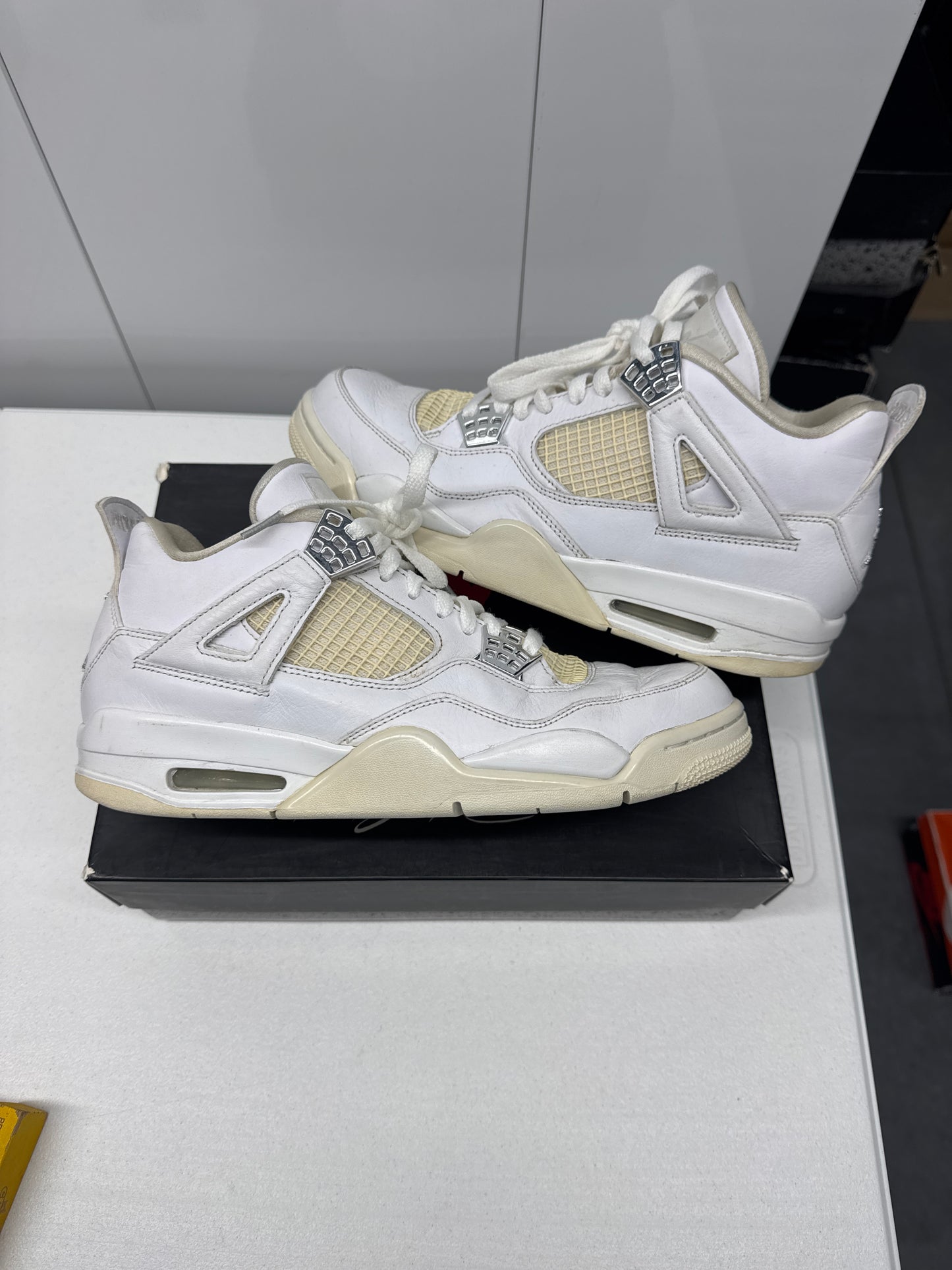 Pure Money 4 (10.5)