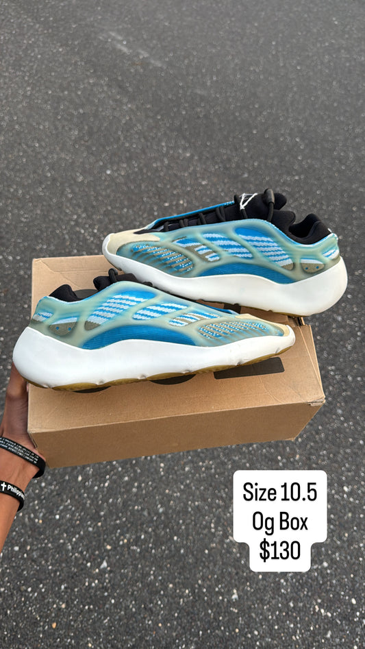 Azareth 700 (10.5)