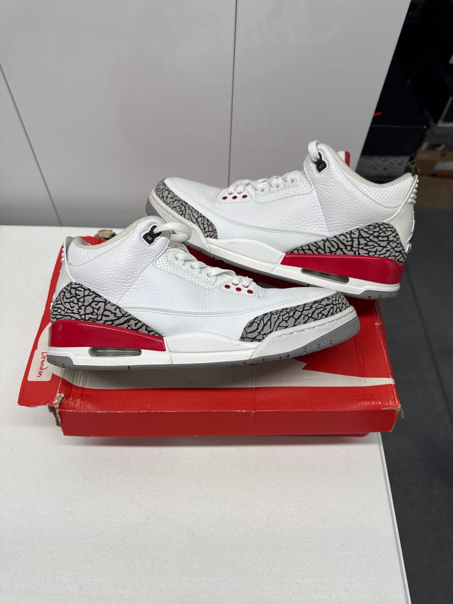 Jordan 3 Hall Of Fame Katrina Size 12