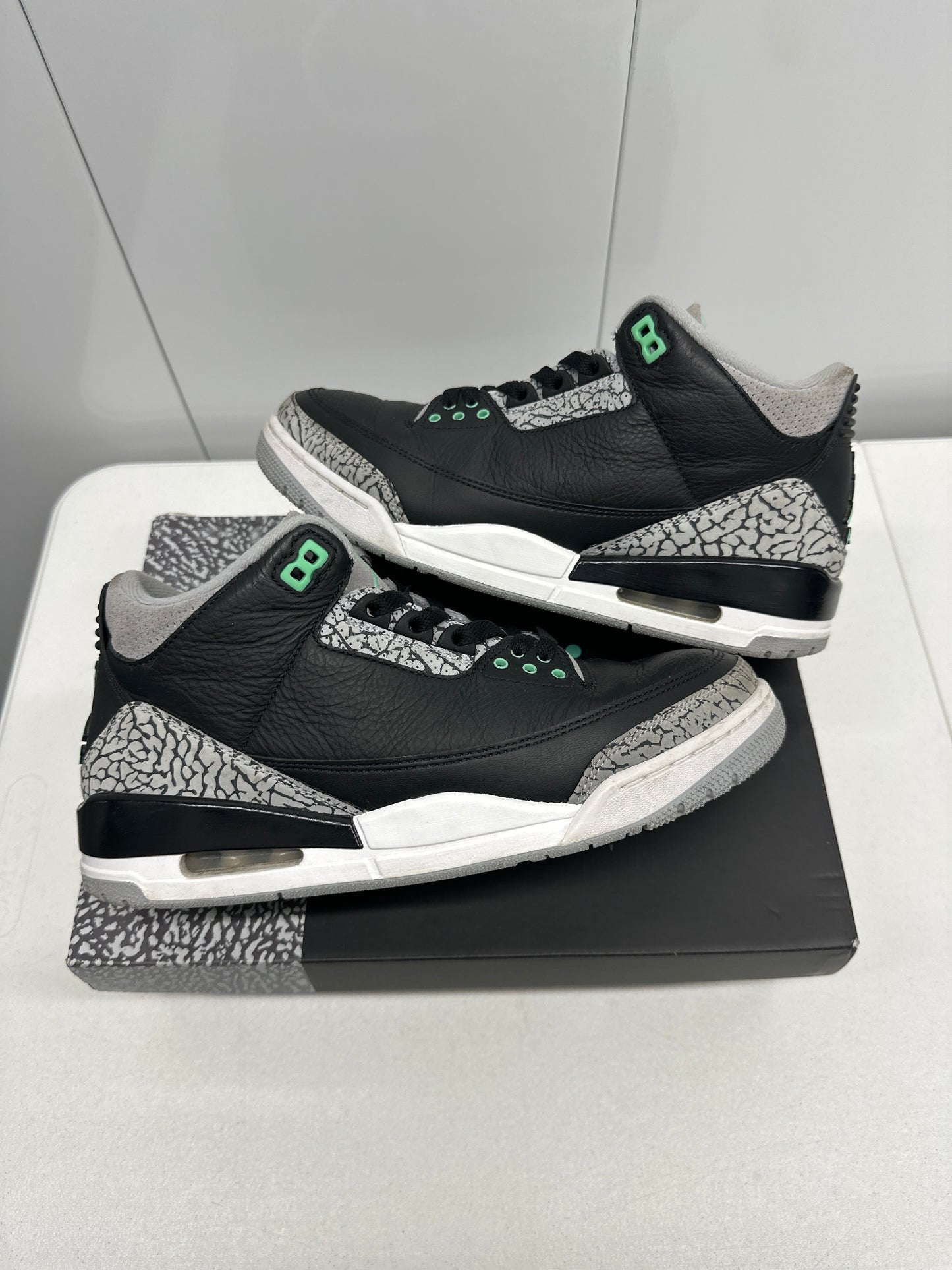 Jordan 3 Green Glow (9.5)