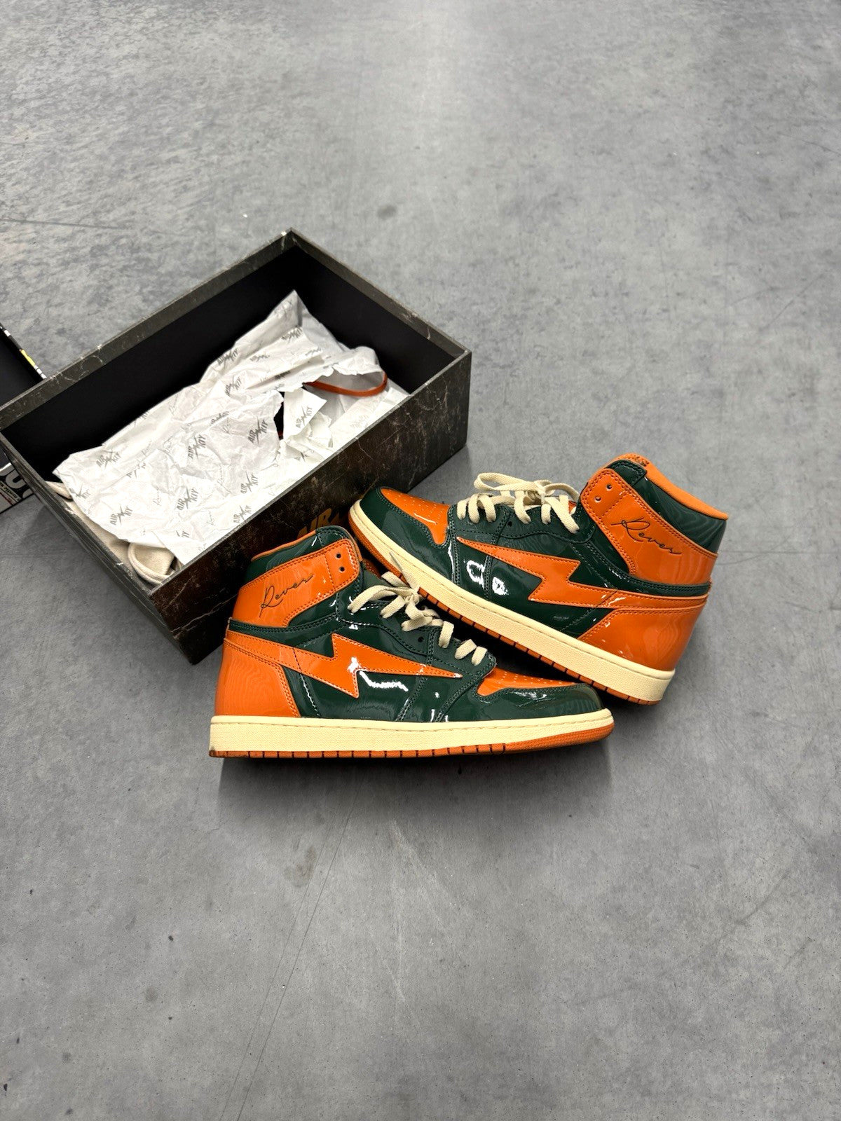 Reves Paris Air Kiy '85 Hi Men's High Top Sneakers Pine Green/Orange SIZE 11