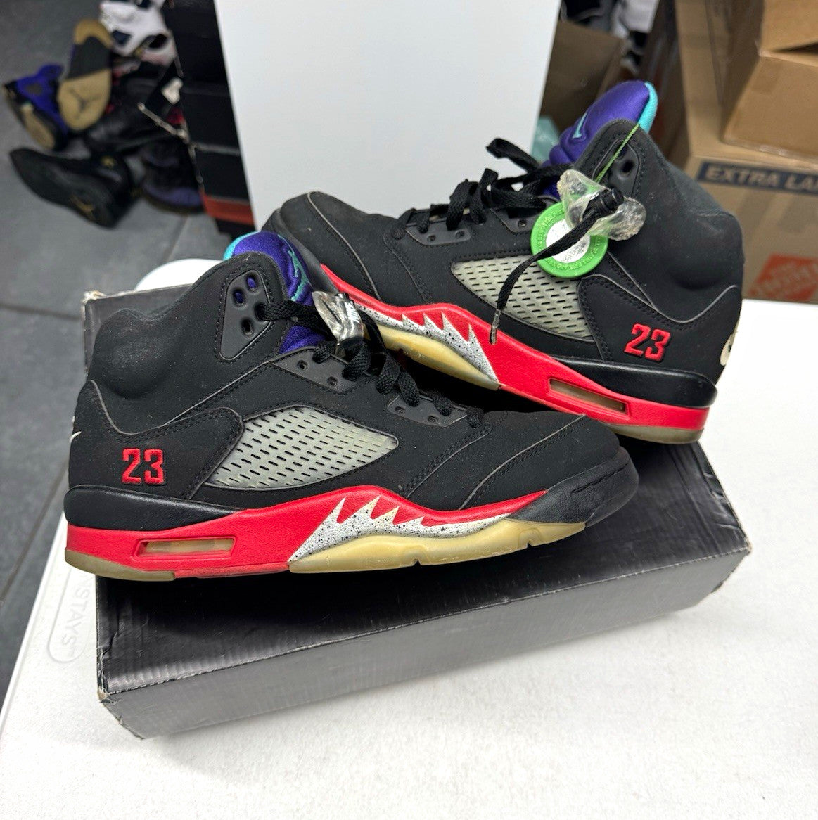 Jordan Air Jordan 5 Retro Top 3 Men's Mid Top Sneakers Black SIZE 8.5