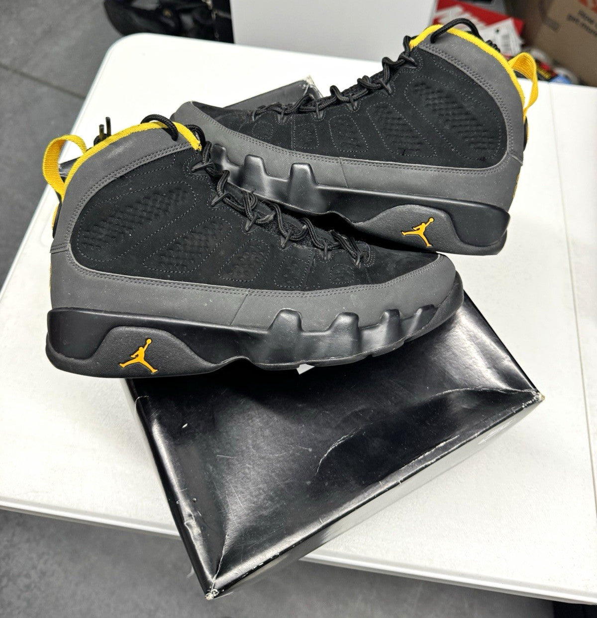 Jordan Air Jordan 9 Retro Black/Dark Charcoal-University Gold 2021 Size 10