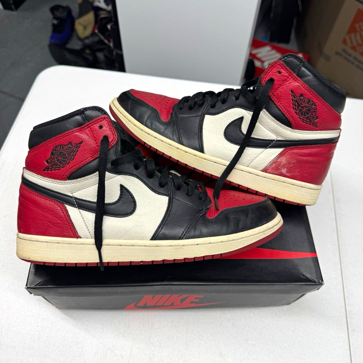 Jordan Air Jordan 1 Retro High OG Bred Toe Leather High Top SIZE 10.5