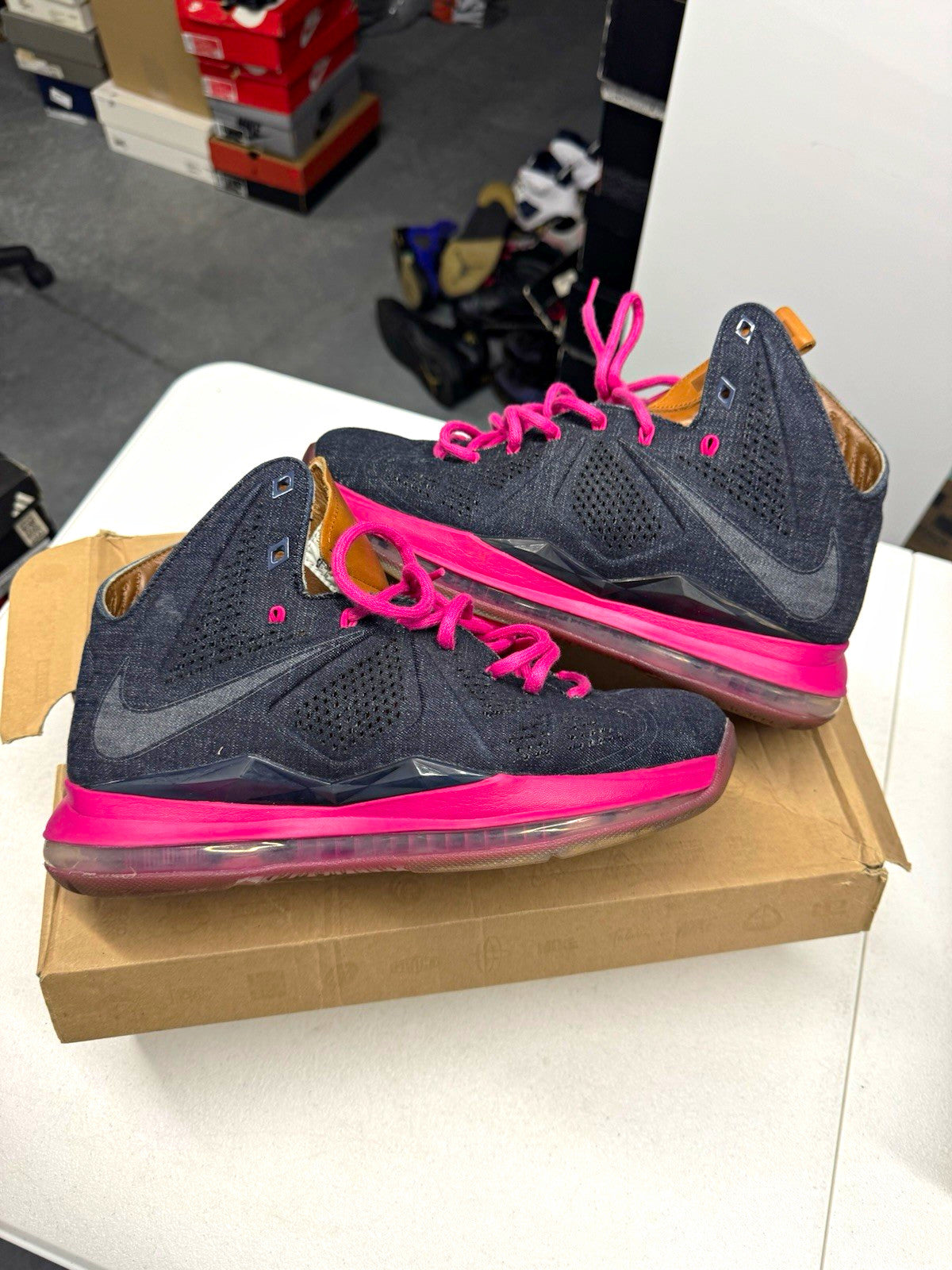 Nike LeBron X EXT Denim QS High Top Blue/Pink/Brown US 9 SIZE 9