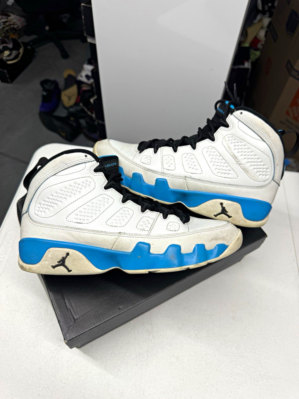 Jordan Air Jordan 9 White/Blue/Black Leather POWDER BLUE SIZE 10