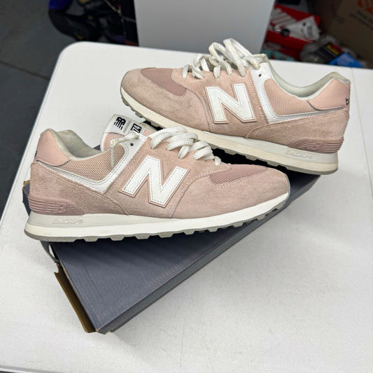 New Balance 574 Women's Pink/White Suede Mesh Low Top Lace-Up Sneakers SIZE 10