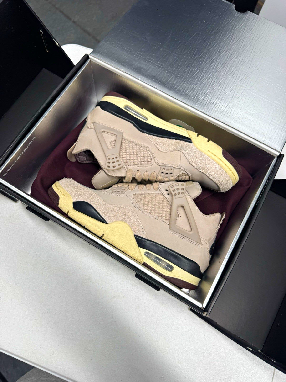 Jordan A Ma Maniére x Air Jordan 4 Retro SP Fossil Stone SIZE 8M