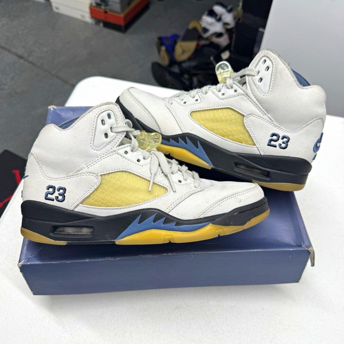 Jordan A Ma Maniére x Air Jordan 5 Retro SP Dawn Nubuck SIZE 9M