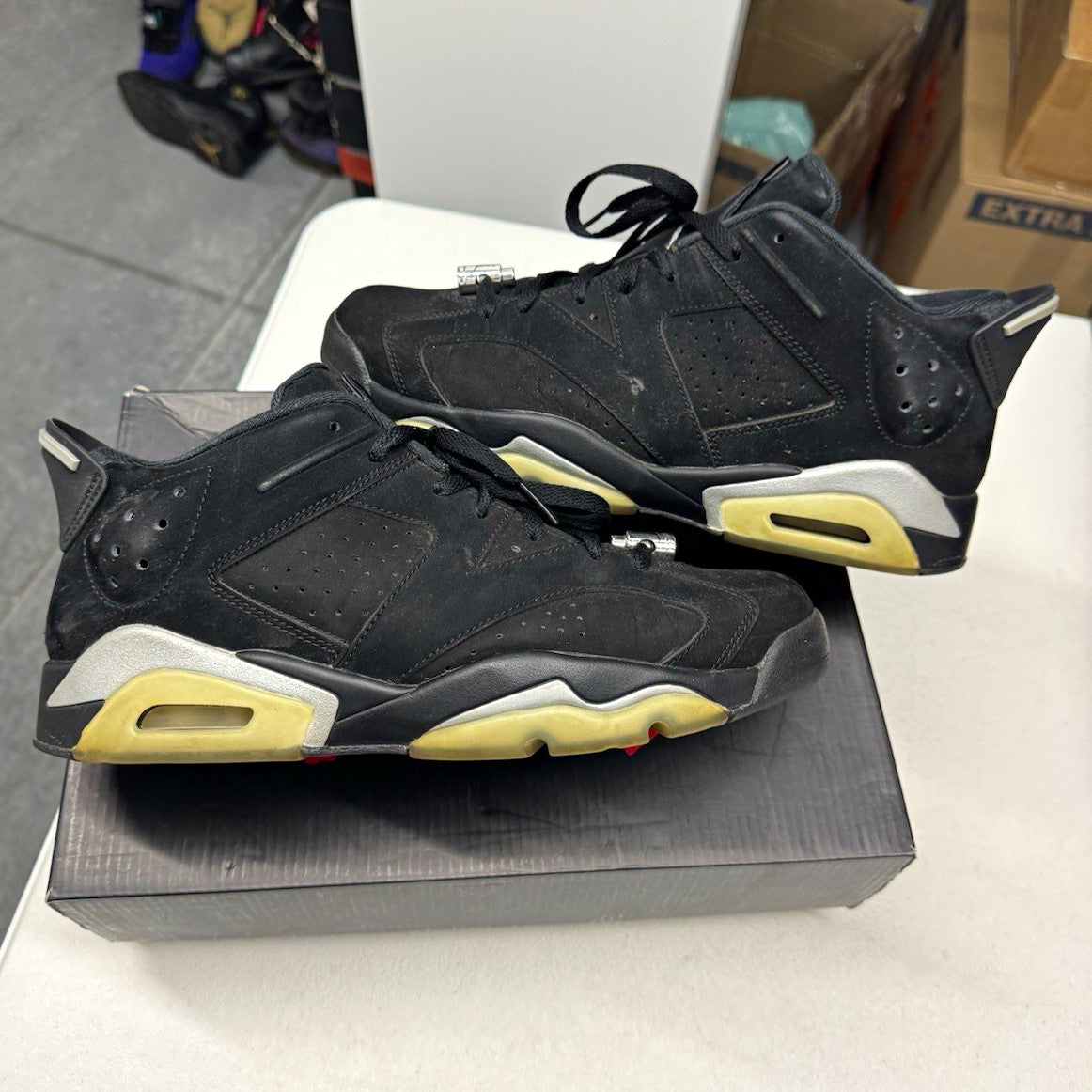 Jordan Air Jordan 6 Retro Low Chrome Black/Metallic Silver-White 2015 SIZE 9.5