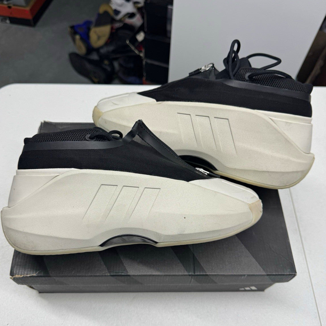 adidas Crazy IIInfinity 2.5 Men's Sneakers Chalk Black/White Low Top SIZE 9.5