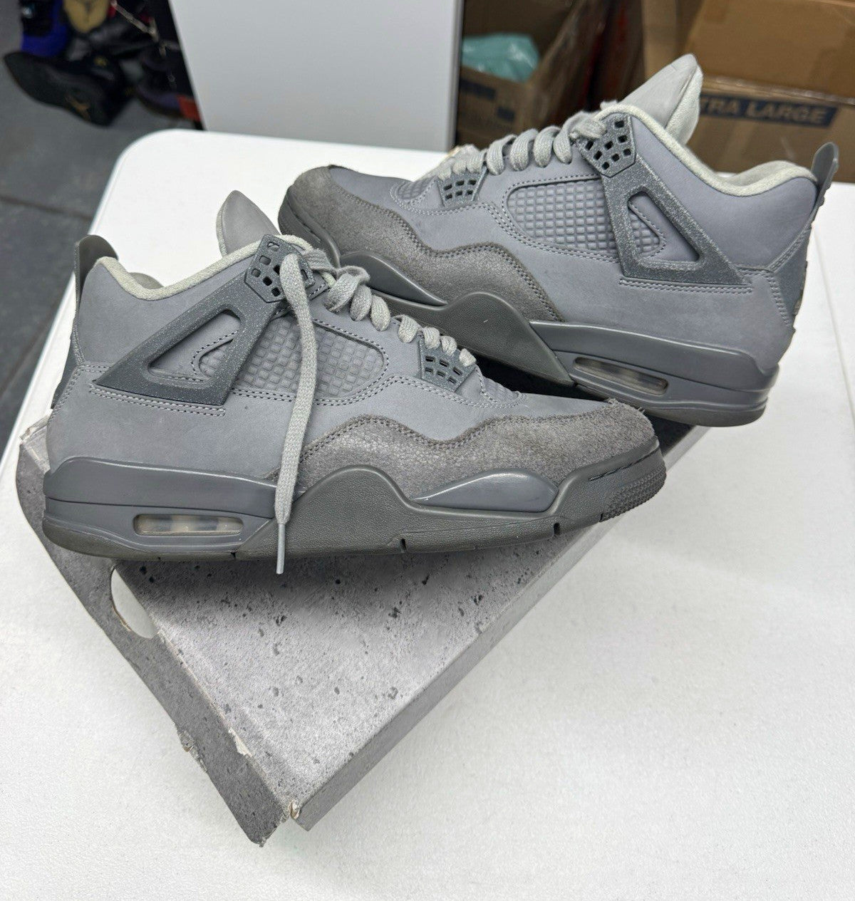 Jordan Air Jordan 4 Retro SE Wet Cement Smoke Grey Suede SIZE 9